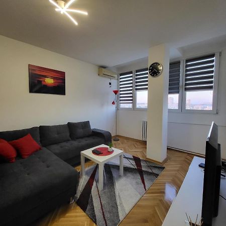 Grey Apartment Белград Екстериор снимка