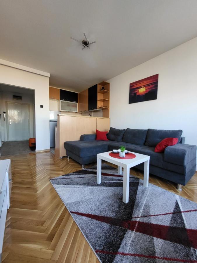 Grey Apartment Белград Екстериор снимка