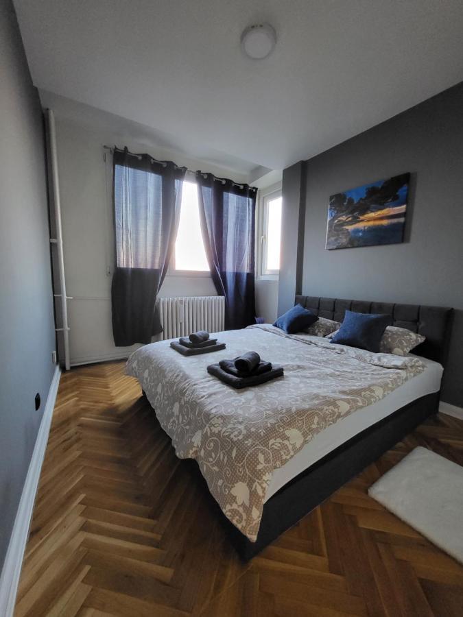Grey Apartment Белград Екстериор снимка